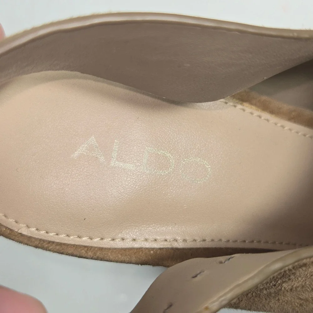 Aldo Tan Suede Platform Sandals Wood Grain Block‎ Heel Womens 7.5 Brass Buckle